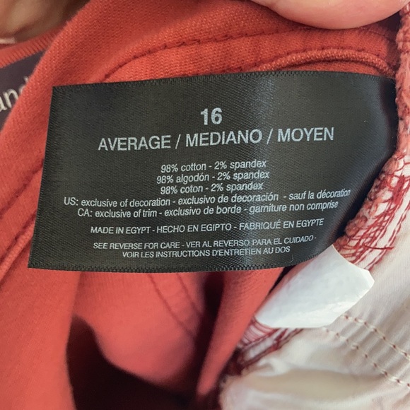 Relist1/27Gloria Vanderbilt Amanda jean classic rise tapered leg magical stretch - Picture 8 of 17